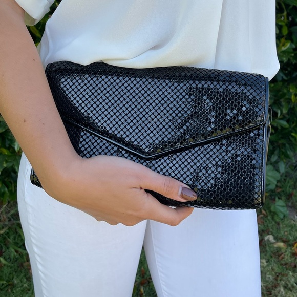 Vintage Whiting and Davis Black Mesh Clutch Purse - Picture 2 of 14